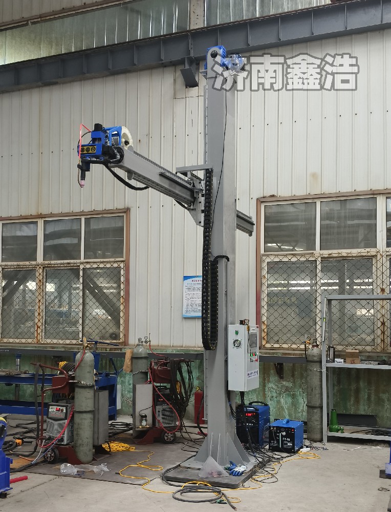 重型焊接操作機(jī)，智能數(shù)控，自動(dòng)焊接