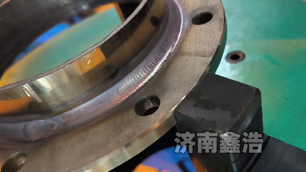 管法蘭氬弧自動(dòng)焊1140，智能數(shù)控，成型美觀